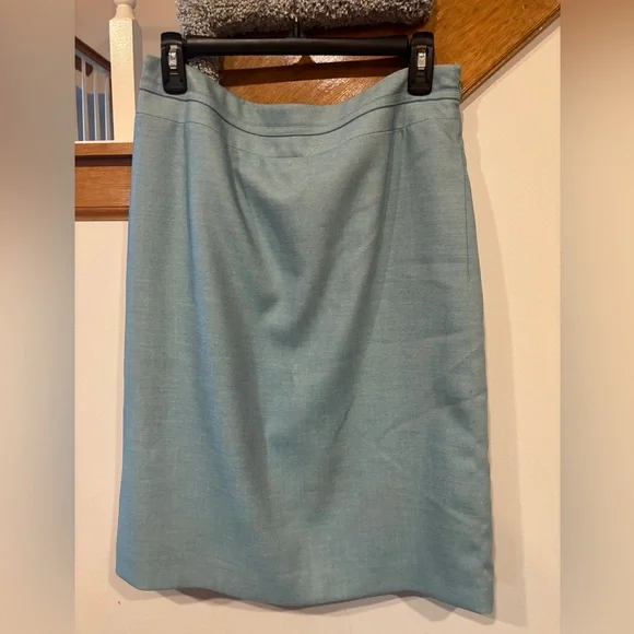 Kasper Blue Women's Skirt and Blazer Suit Set - Picture 2 of 10